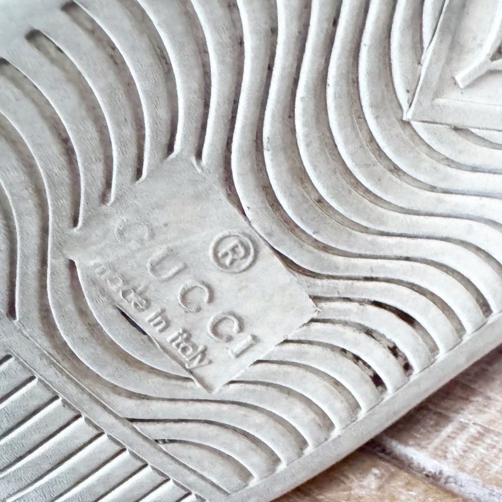 Gucci Ace Year of the Dog White Sneakers - Picture 14 of 16